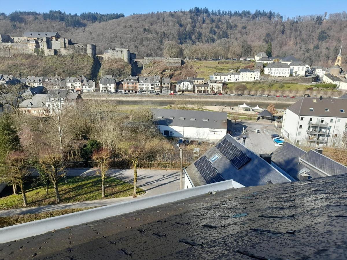 Meuble De Tourisme A Bouillon Lägenhet Exteriör bild